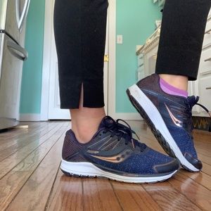 Saucony Ride Women’s athletic shoes